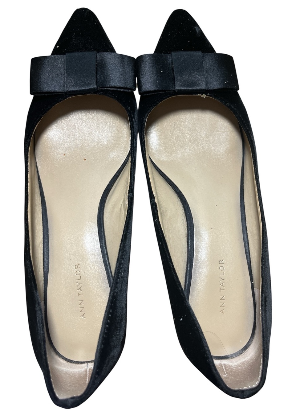 Ann Taylor Black Pointed Toe Bow Detail Flats